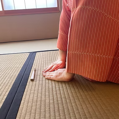 正統な作法を学べる指折りの教室の写真